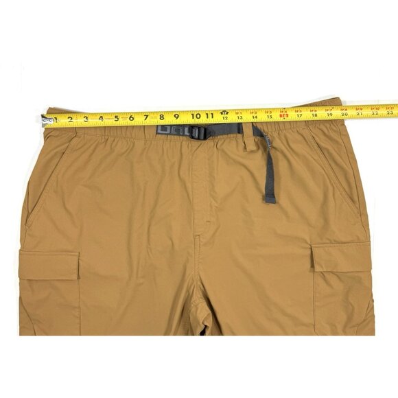 Huk Fishing Mens Creekbed Cargo Shorts Size 2XL Tan Hybrid Performance Outdoors - Picture 11 of 12